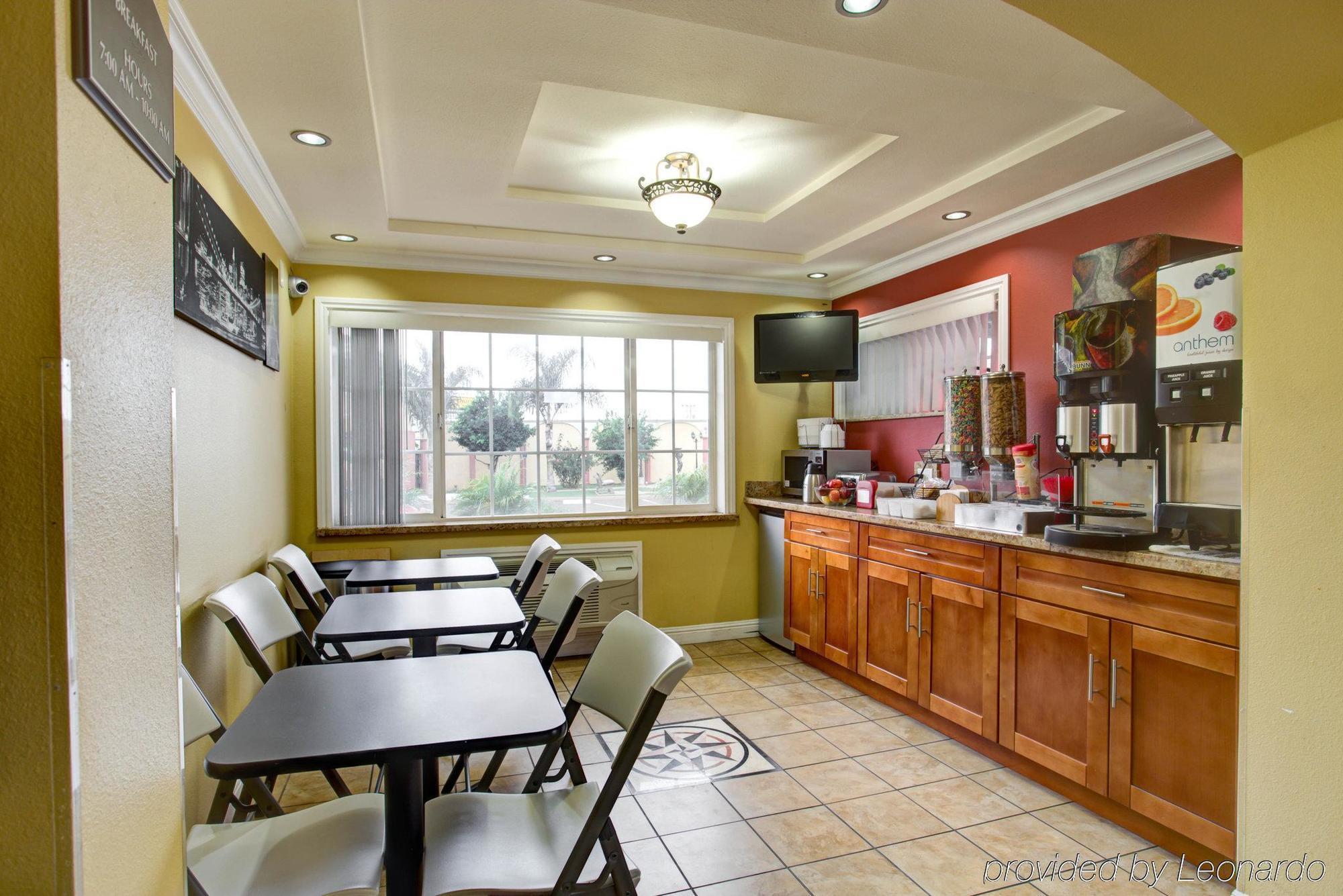 Rodeway Inn & Suites Near The Coliseum & Arena Oakland Esterno foto
