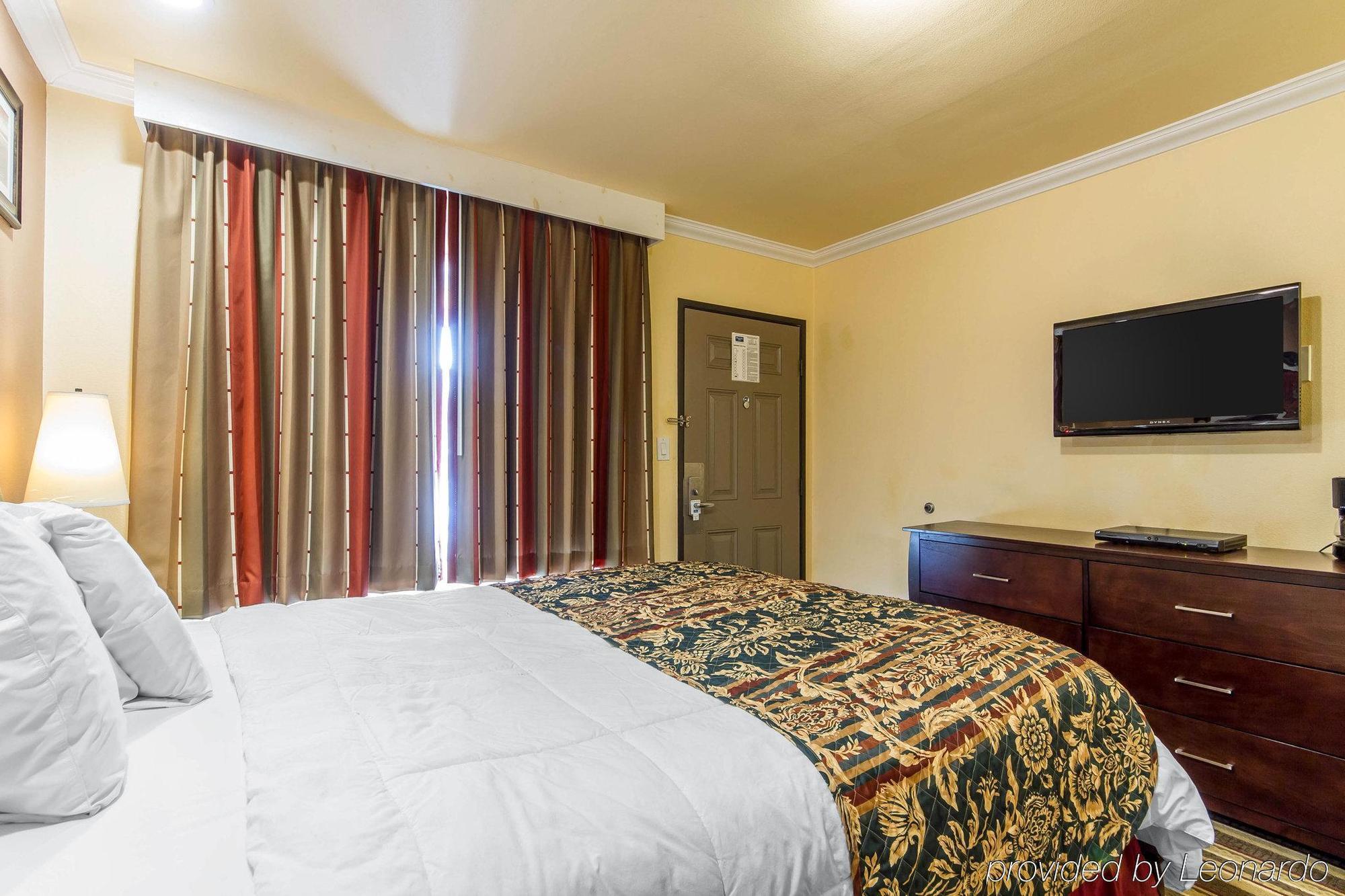 Rodeway Inn & Suites Near The Coliseum & Arena Oakland Esterno foto