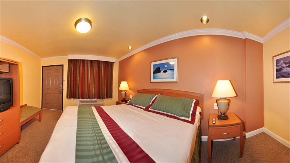 Rodeway Inn & Suites Near The Coliseum & Arena Oakland Esterno foto