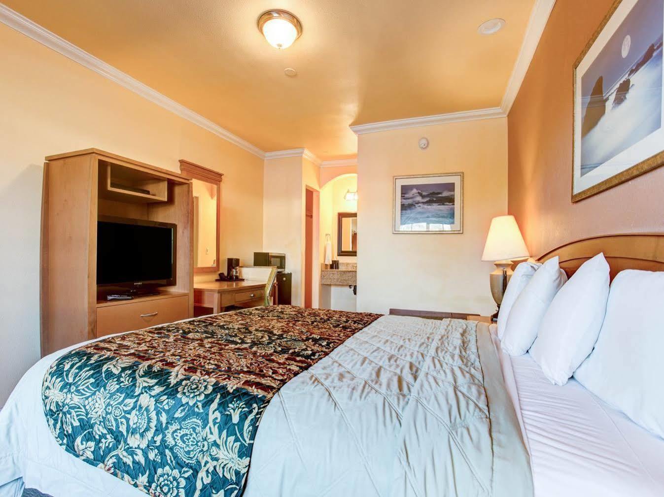 Rodeway Inn & Suites Near The Coliseum & Arena Oakland Esterno foto
