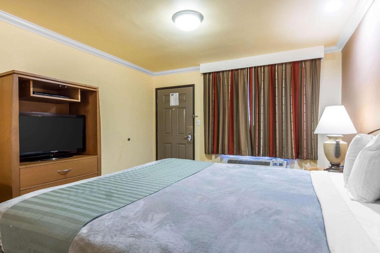 Rodeway Inn & Suites Near The Coliseum & Arena Oakland Esterno foto