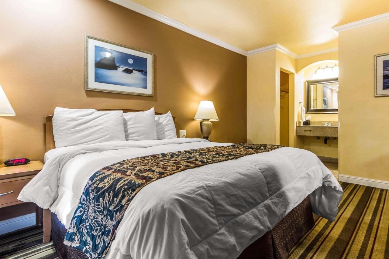 Rodeway Inn & Suites Near The Coliseum & Arena Oakland Esterno foto