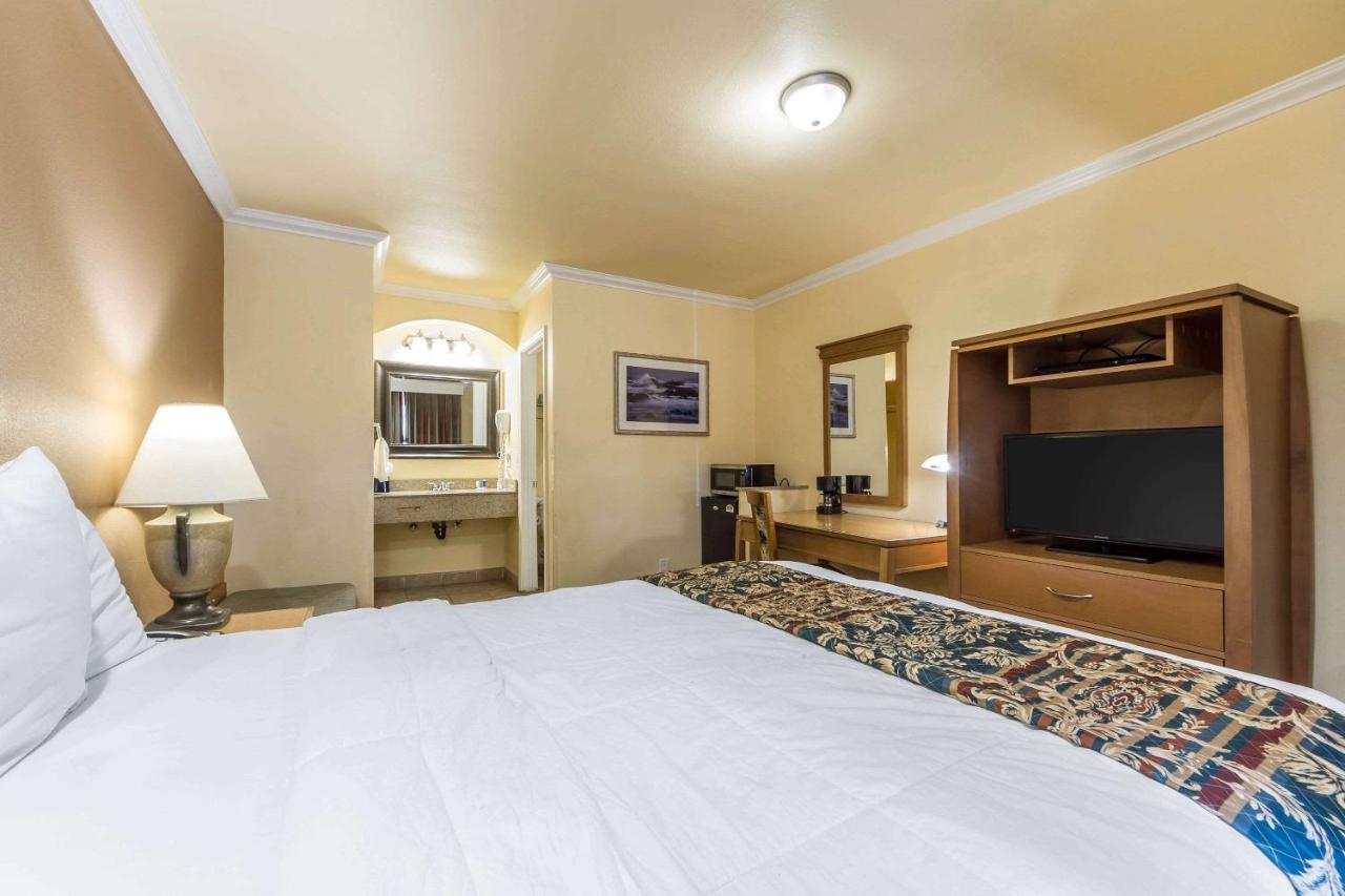 Rodeway Inn & Suites Near The Coliseum & Arena Oakland Esterno foto